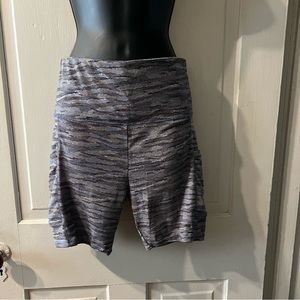21. (EUC) Workout Shorts (ShoShos)